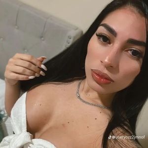 Meet your Posher, Arlet